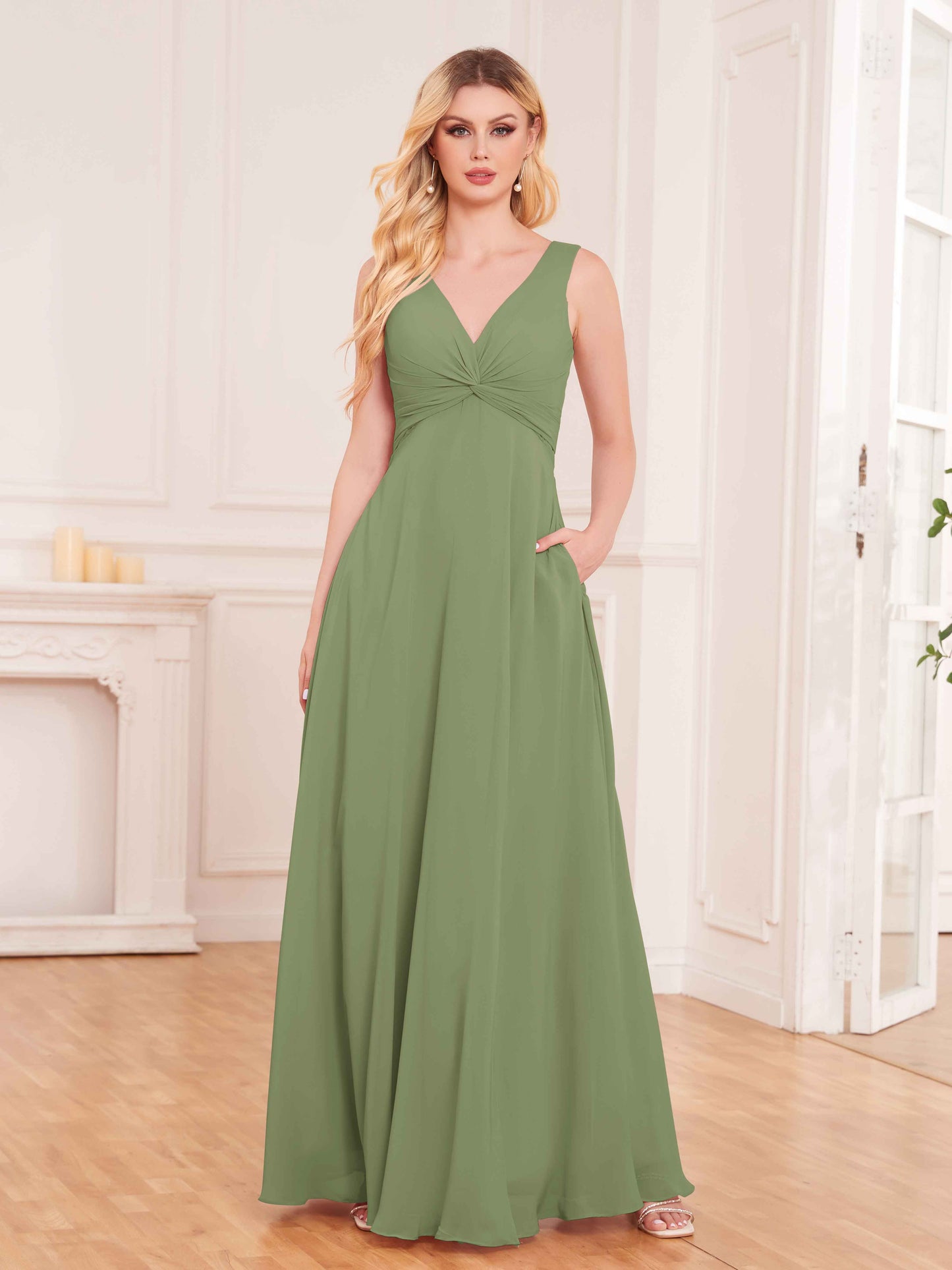 Elegant Pleated Sleeveless Chiffon Bridesmaid Dresses UK With Pockets