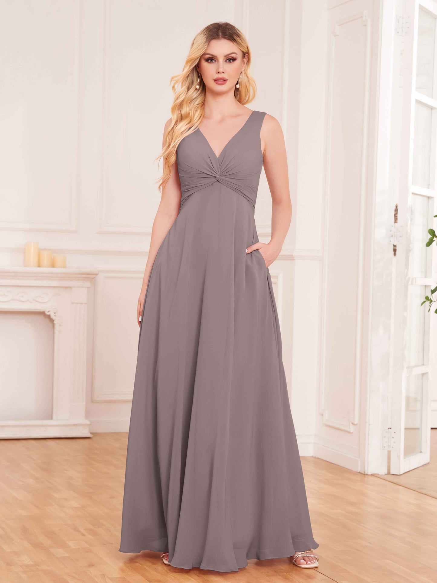Elegant Pleated Sleeveless Chiffon Bridesmaid Dresses UK With Pockets