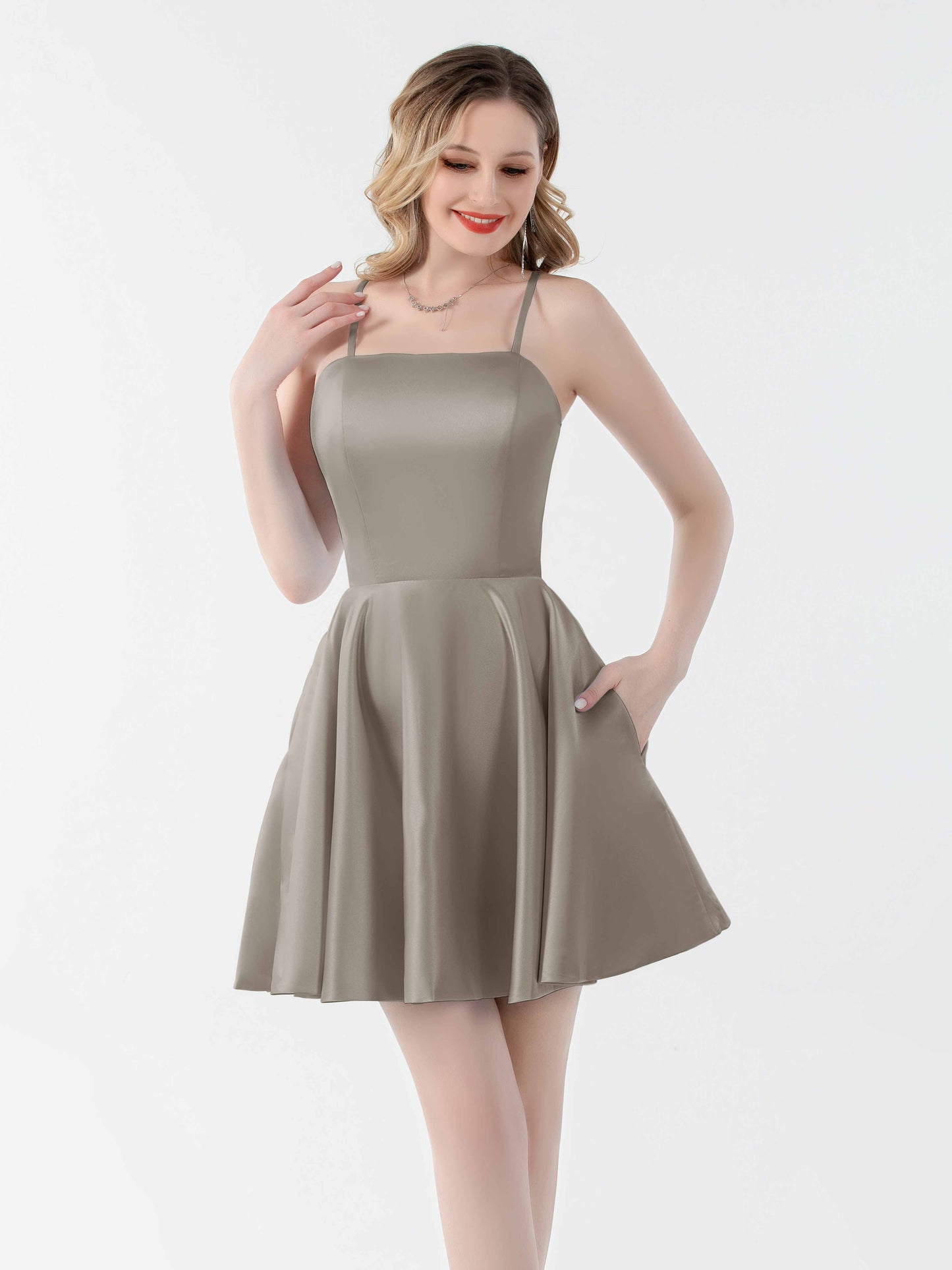 #color_Taupe