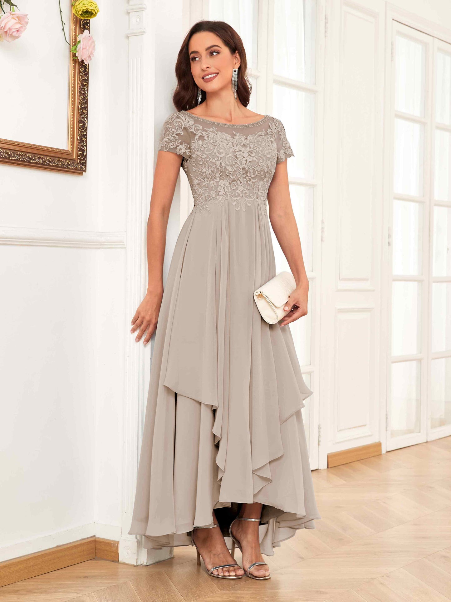 #color_Taupe