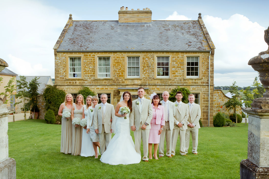How to Match Mother of the Bride Dresses With Bridesmaid Colors