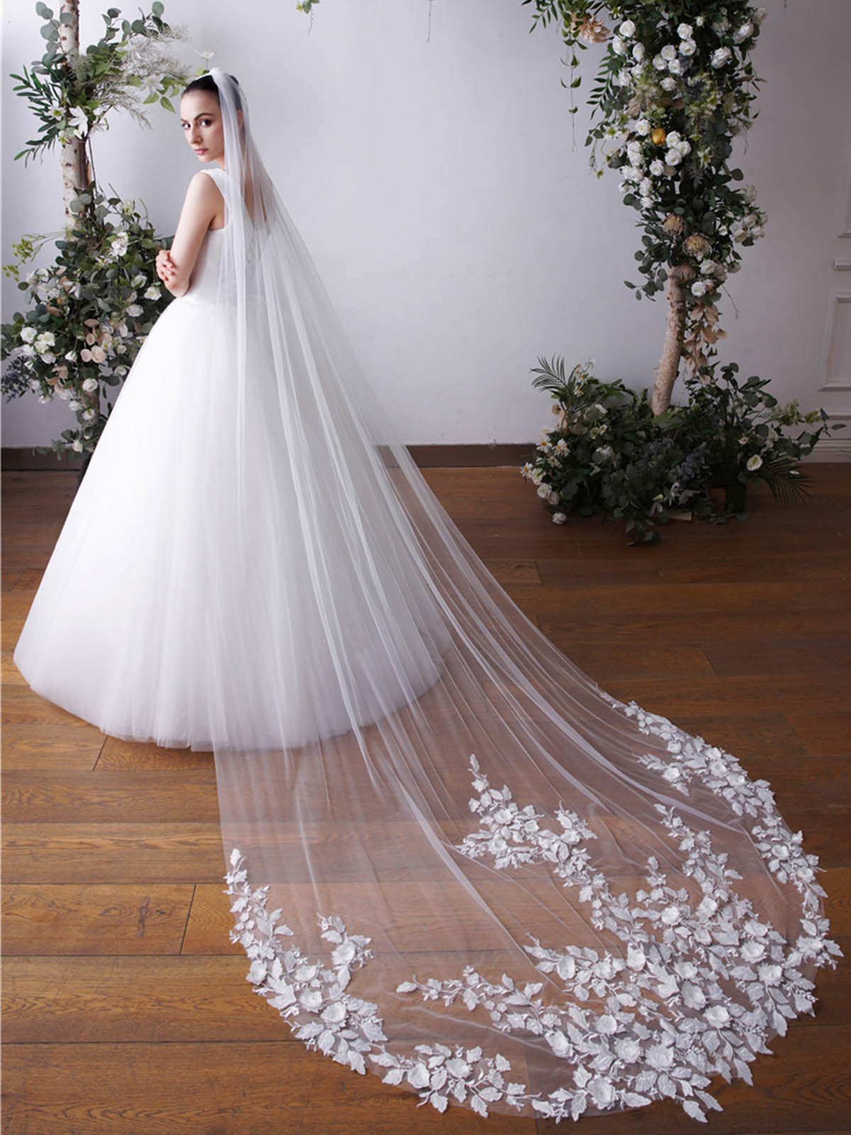 Lace Cut Edge Single Tier Tulle Bridal Cathedral Length Wedding Veils UK