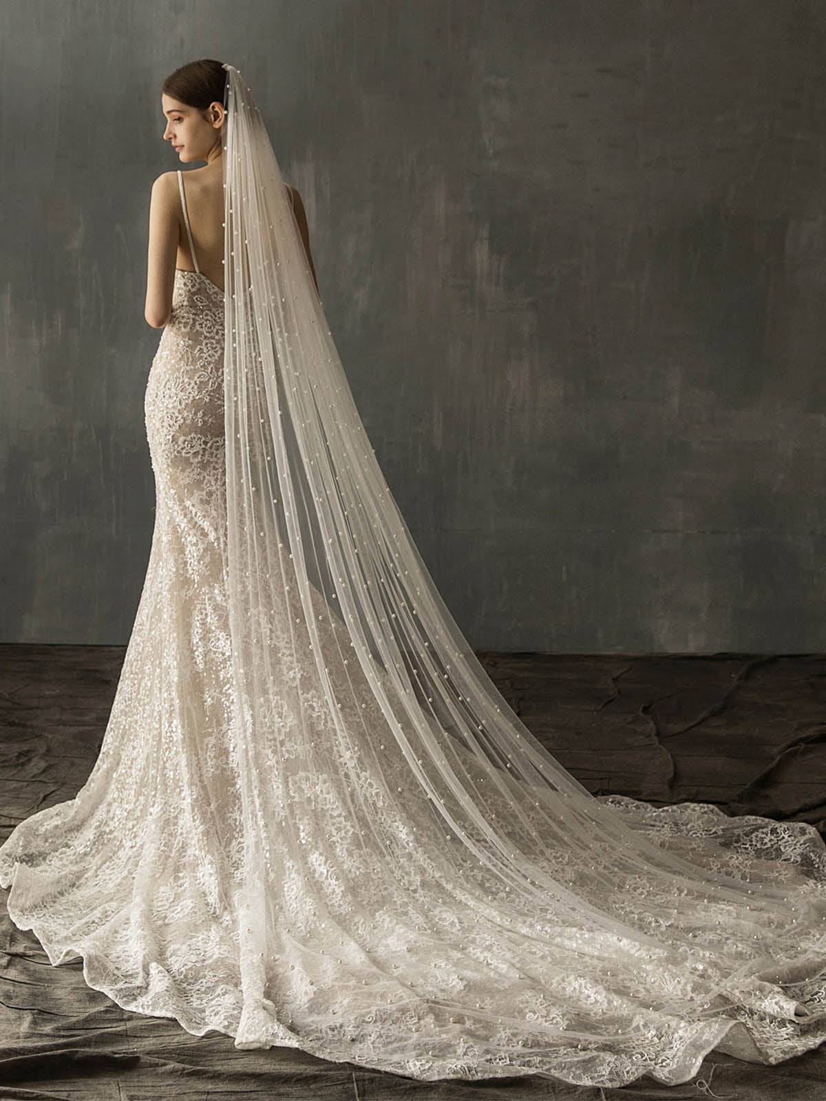 Pearl Cut Edge Single Tier Tulle Bridal Cathedral Length Wedding Veils UK