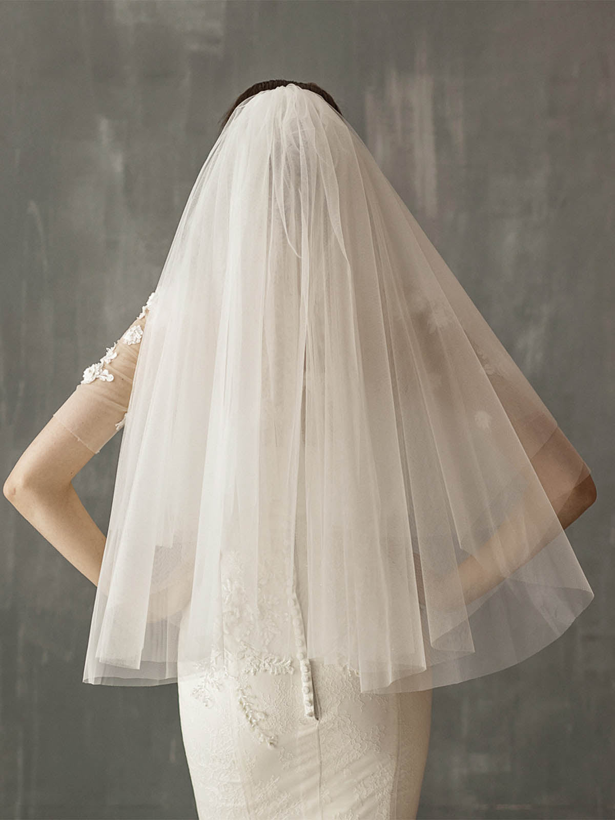 Minimalist Cut Edge Two Tier Tulle Bridal Fingertip Length Wedding Veils With Blusher UK