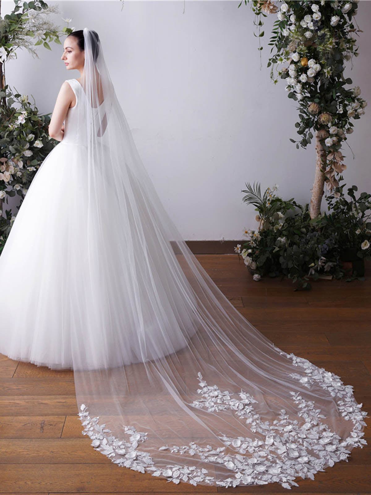 Lace Cut Edge Single Tier Tulle Bridal Cathedral Length Wedding Veils UK