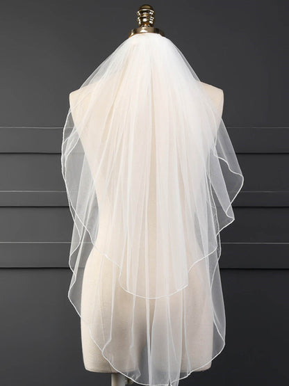 Simple Pencil Edge Two Tier Tulle Bridal Fingertip Length Wedding Veils UK