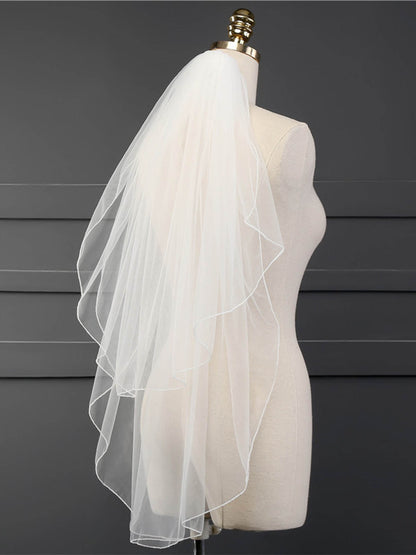 Simple Pencil Edge Two Tier Tulle Bridal Fingertip Length Wedding Veils UK