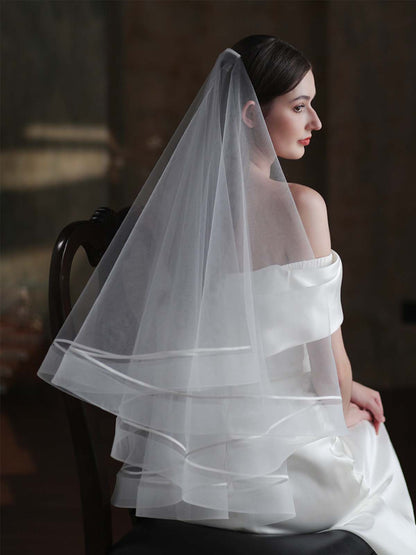 Simple Horsehair Edge Two Tier Tulle Bridal Fingertip Length Wedding Veils With Blusher UK