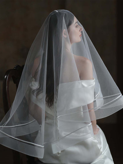 Simple Horsehair Edge Two Tier Tulle Bridal Fingertip Length Wedding Veils With Blusher UK