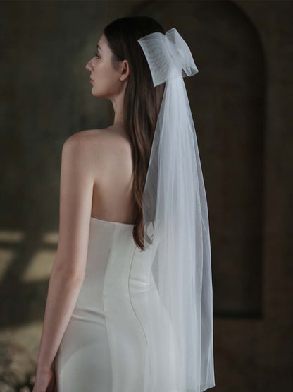 Bow Cut Edge Two Tier Tulle Bridal Elbow Length Short Wedding Veils UK
