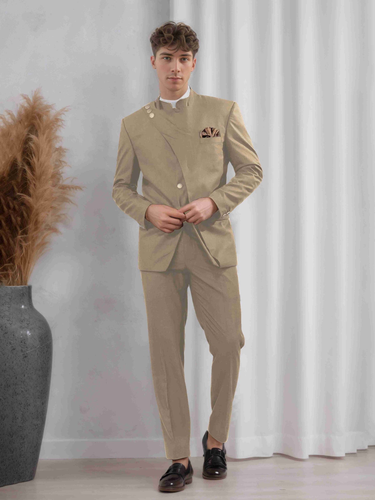 #color_Khaki