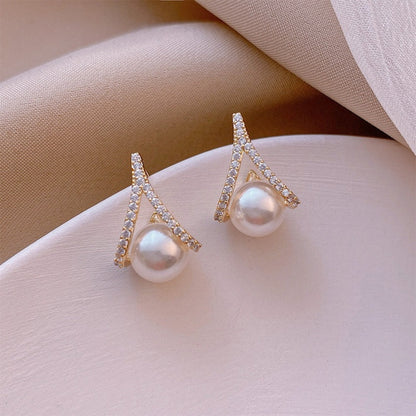 Romantic Pearl Stud Earrings Elegant Gold Crystal Design for Women UK