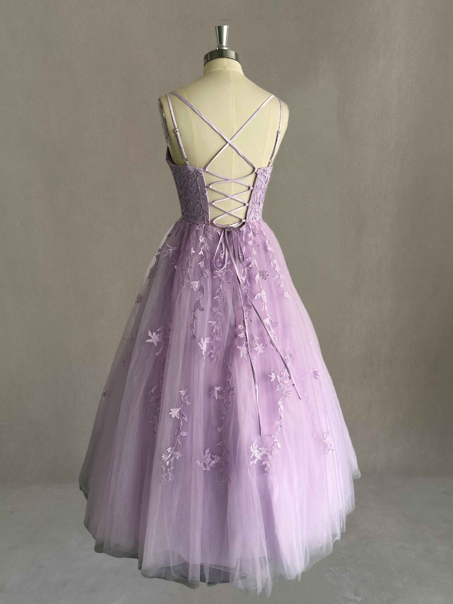 Exquisite Appliques Spaghetti Straps Tulle Prom Dresses