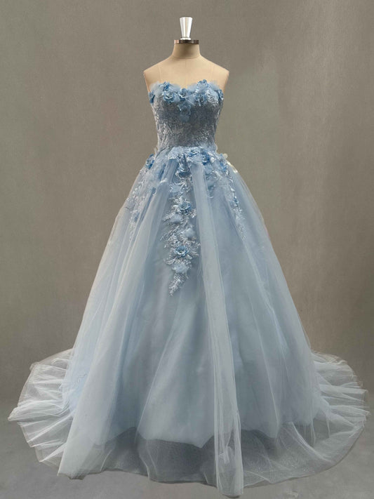 Classy Strapless Appliques Sweep Train Tulle Weeding Dresses